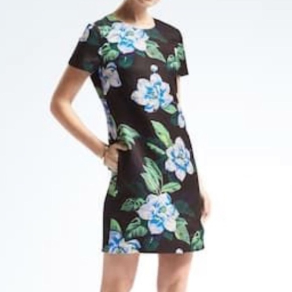 Banana Republic Women’s Floral Black Mini Dress Size 6P Petite